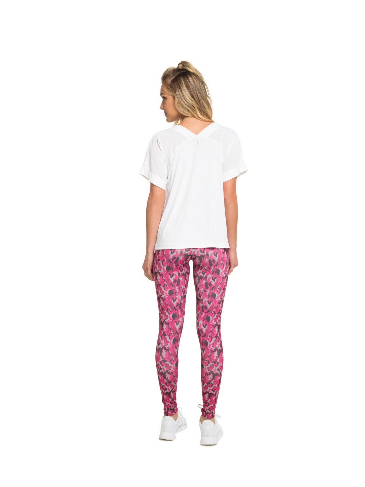 23 Pink camo patterned leggings