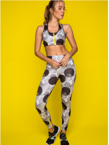 Animal print crop top & 7/8 leggings